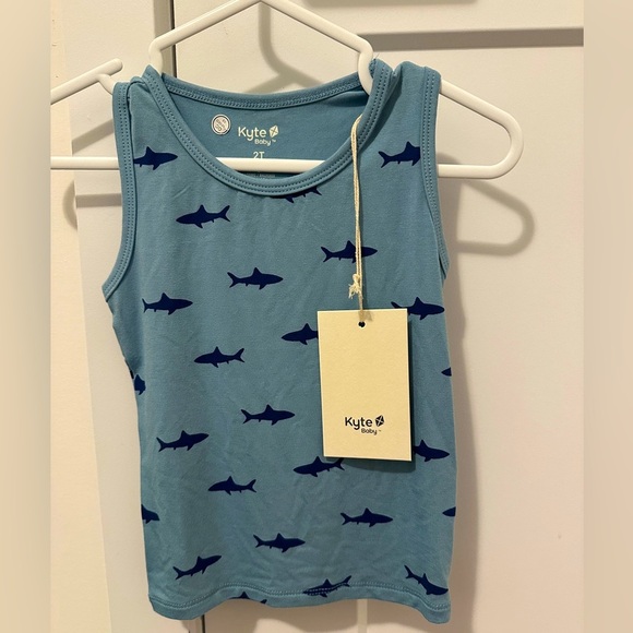 Kyte Baby Blue Sharks Toddler Tank Top 2T 100% Bamboo - Picture 1 of 4